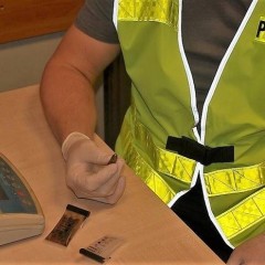 Pościg za kierującym Mazdą.