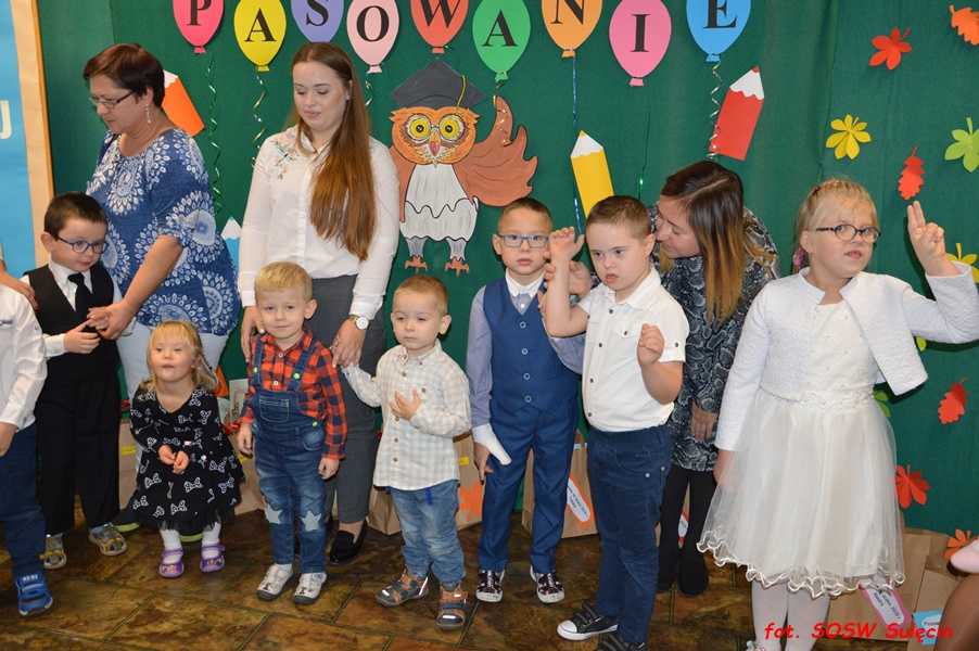 Pasowanie na przedszkolaka i ucznia