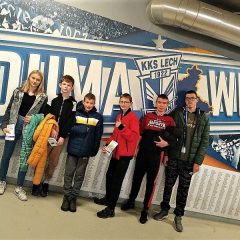 Uczniowie SOSW na meczu Lecha